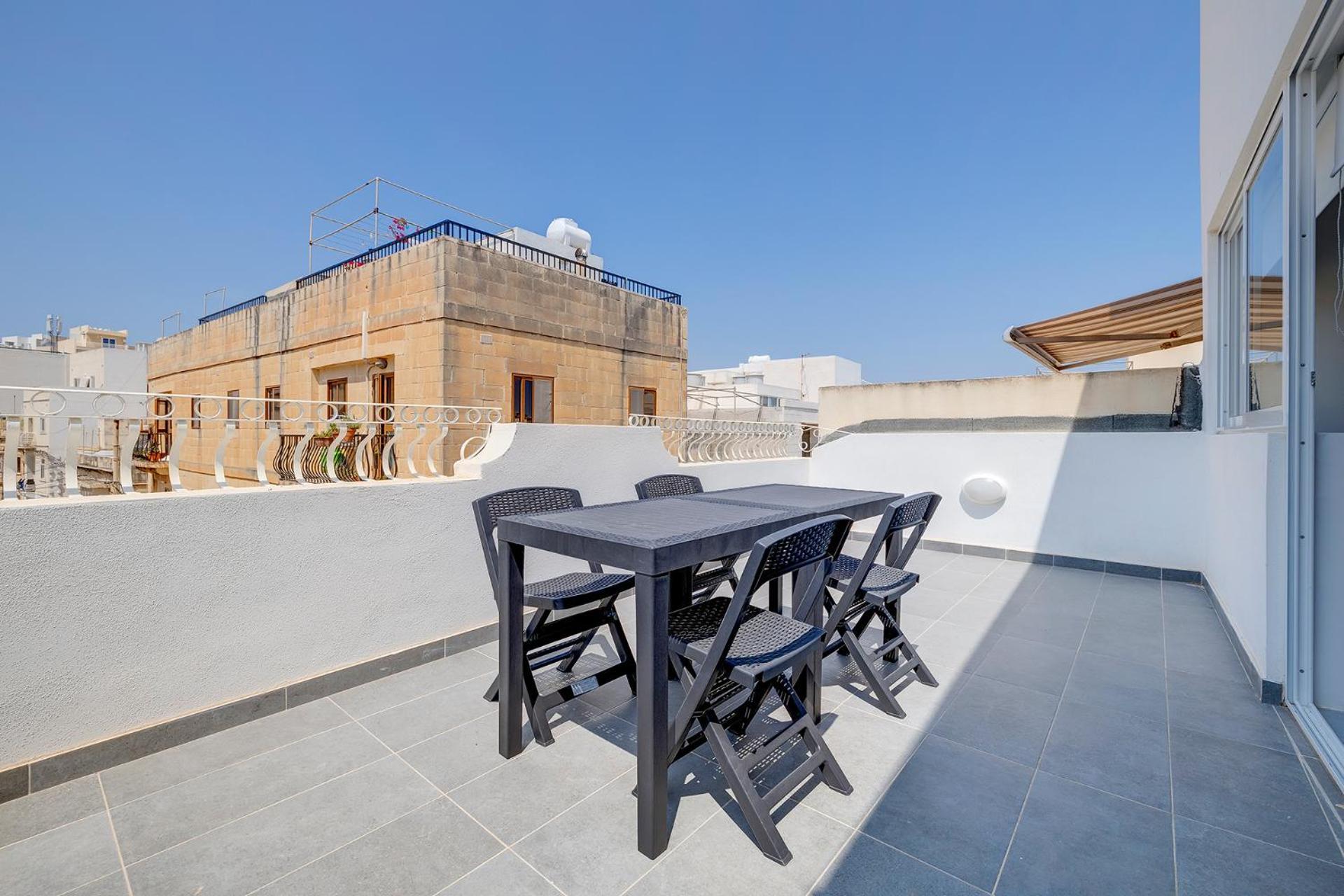 Stunning 2Br Holiday Penthouse In Central Σλιέμα Εξωτερικό φωτογραφία