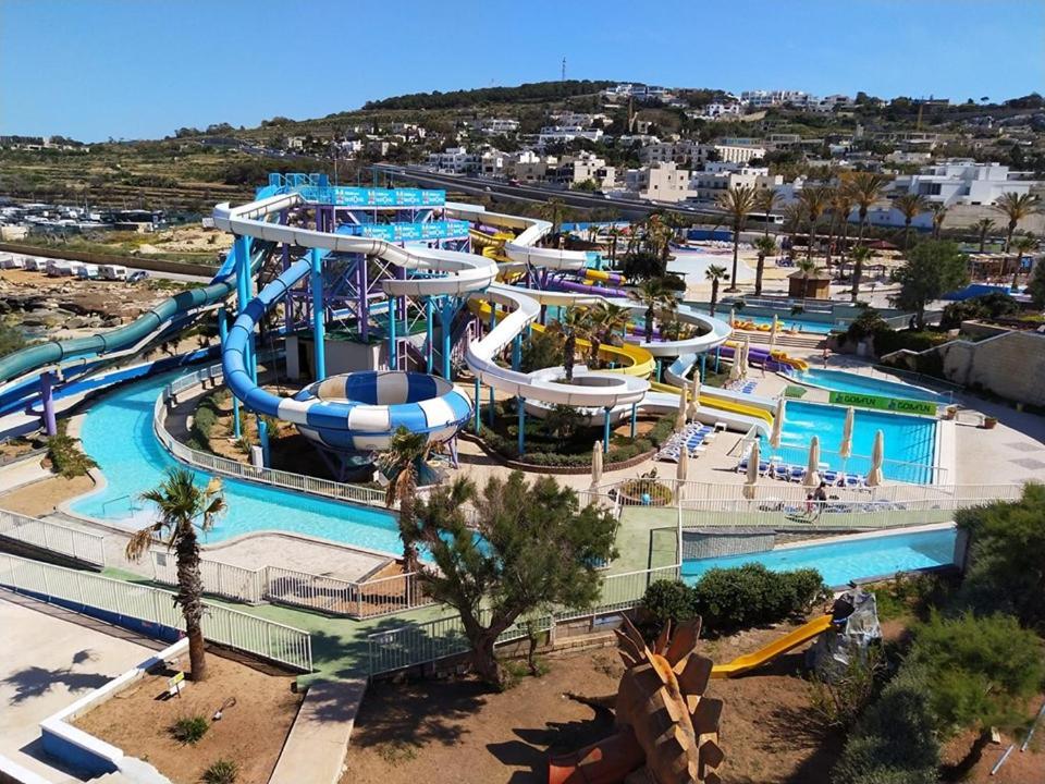 Stunning 2Br Holiday Penthouse In Central Σλιέμα Εξωτερικό φωτογραφία